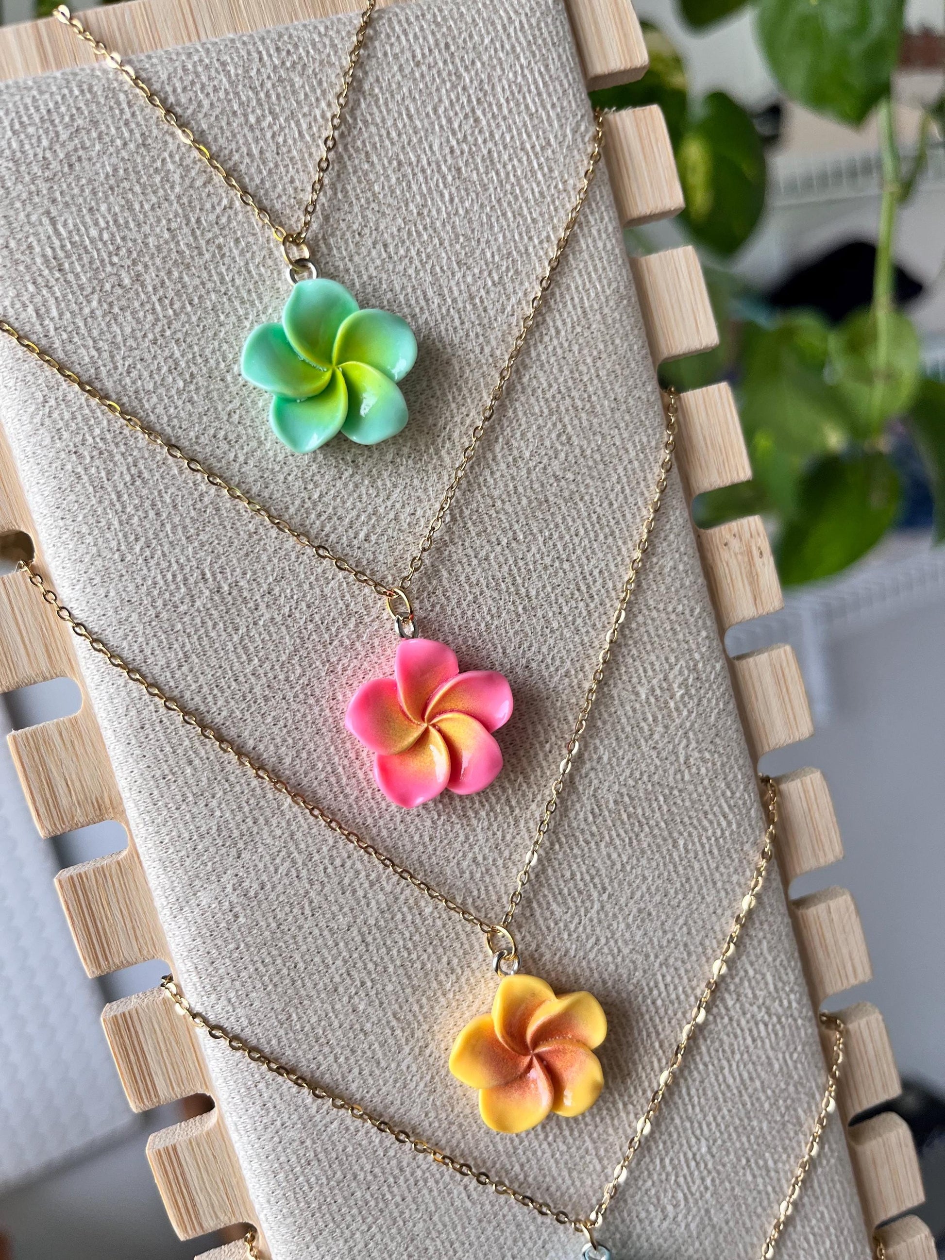 hibiscus Necklace | Vacation Flower Necklace | Summer Beach Girl Necklace | 18k gold plated necklace | Coconut Girl Necklace My Store