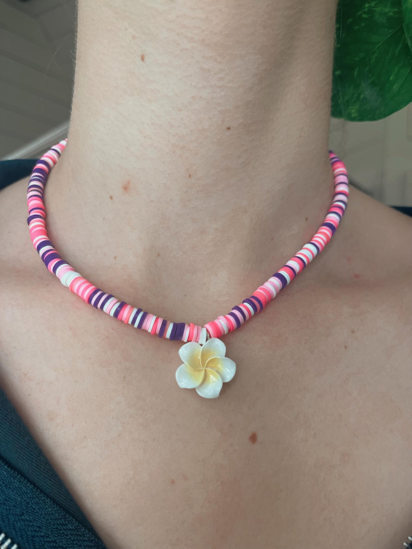 Y2K Style 2000s aesthetic Hawaiian Vacation Choker Necklace | Beach Girl style Y2K Necklace | Heishi Bead Jewelry My Store
