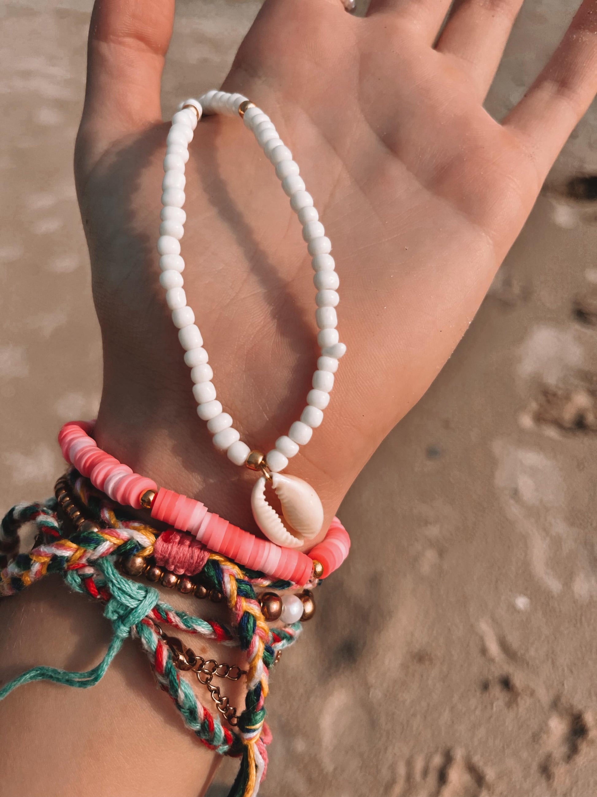 Outerbanks style surfer girl Puka Shell necklace that beach girl surfer necklace Summer jewelry OBX Pouge P4L My Store